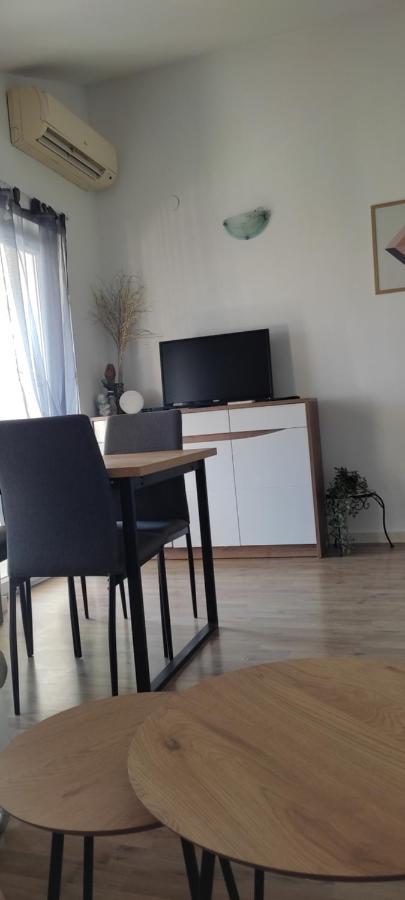 Guesthouse Villa Jurisic Novalja Eksteriør billede