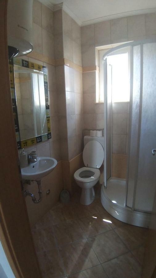 Guesthouse Villa Jurisic Novalja Eksteriør billede